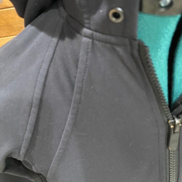 Lululemon Black Get Ready Jacket - Picture 4 of 9